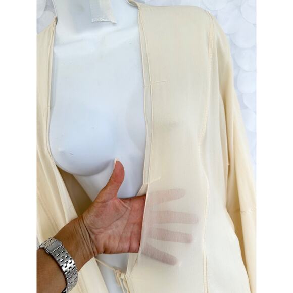 La Perla 100% Silk GEORGETTE Size 2 Long Ivory Dressing Robe Italy VINTAGE 90’s - Picture 7 of 16